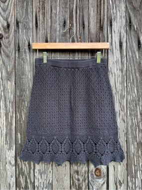 Athleta gray knit and crochet skirt size extra small